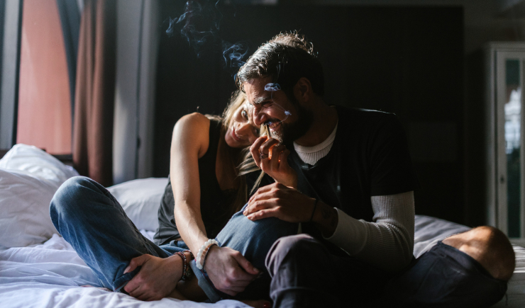 "Chemsex": uso de psicoativos para potencializar o prazer do sexo gera riscos à saúde