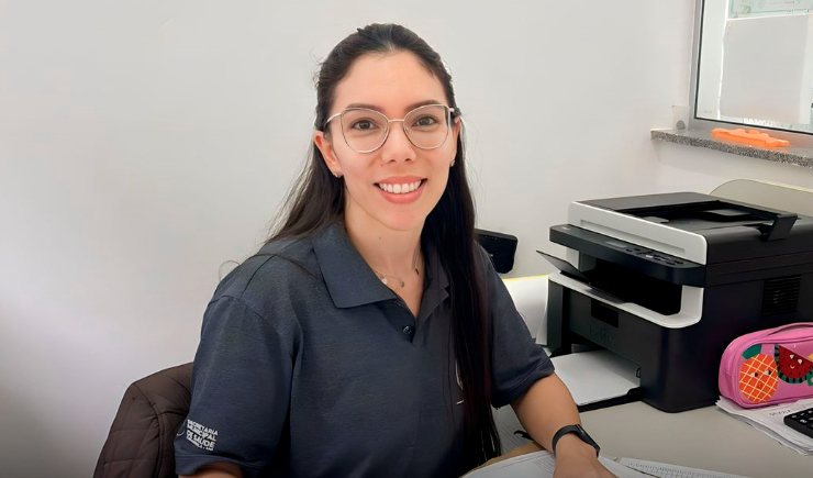 Farmacêutica e equipe recebem Selo Prata de Vacinação, prêmio do Ministério Público de MG