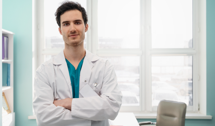 Farmacêuticos do SUS são autorizados a realizar curativos simples e coletas para testes Papanicolaou