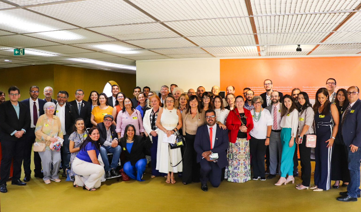 PL do piso ganha força com o relançamento da Frente em Defesa da AF no Congresso Nacional