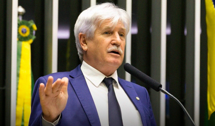Deputado Airton Faleiro apresenta parecer favorável ao PL do #PisoJá na CTRAB