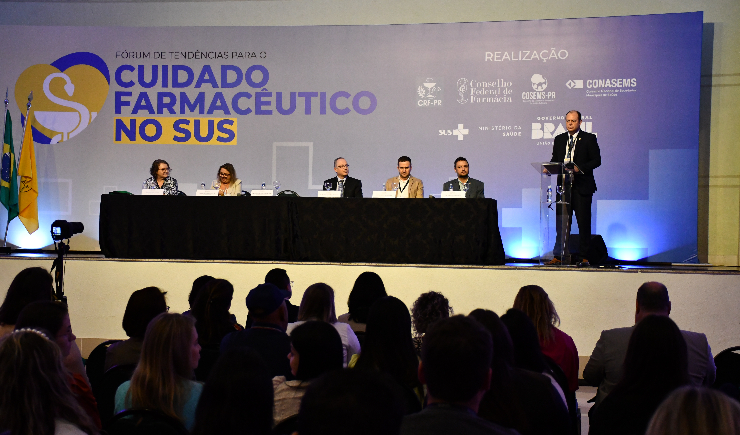 CFF debate estratégias e tendências para o cuidado farmacêutico no SUS, em Foz do Iguaçu