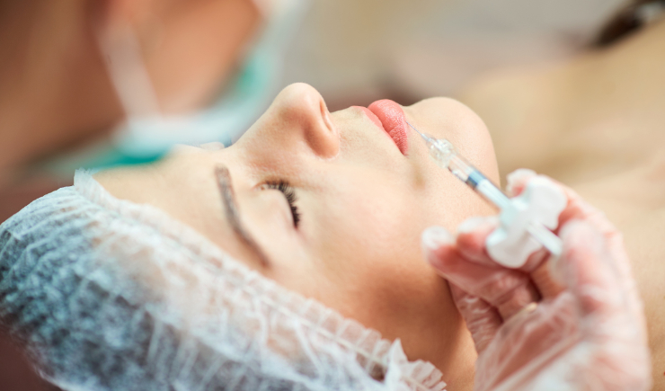 Anvisa publica novas medidas para proibir produtos cosméticos utilizados de forma injetável