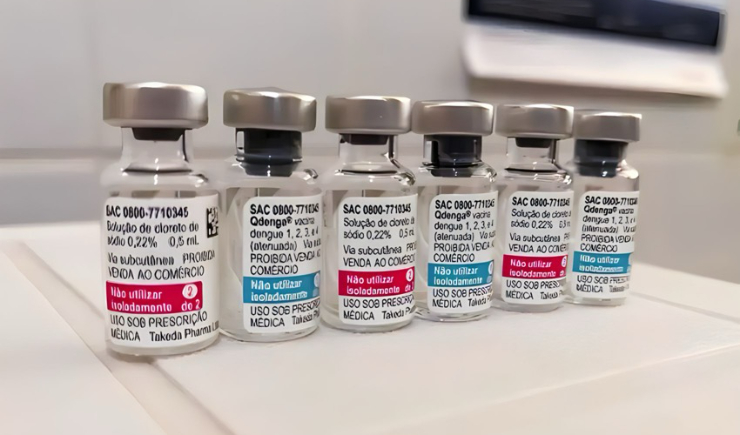 Chegam ao Brasil as primeiras doses da vacina contra a dengue