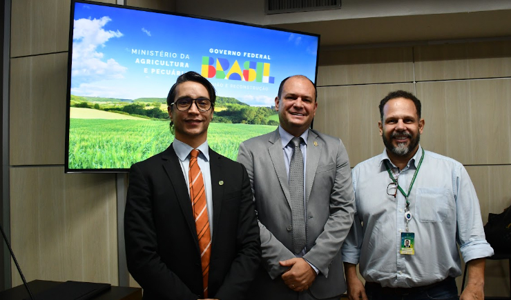 Produtos veterinários: CFF rebate decreto sugerido pelo MAPA que pode mudar regras do setor