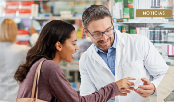 Farmacêuticos podem auxiliar as pessoas na economia com medicamentos